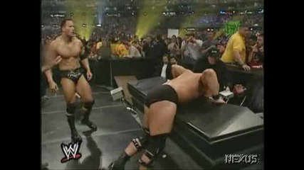 WWF Скалата Срещу Стив Остин - WrestleMania X7 **HQ** (Част 1)