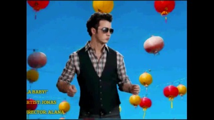 Jonas brothers dancing to L.a Baby 