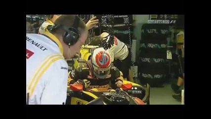 F1 2010 - смях с Виталий Петров в гаража на Renault Hd