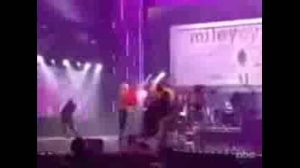 Mileyonamaawards