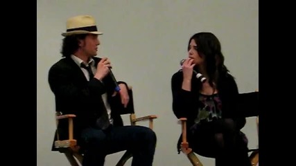 Jackson and Ashley at Twi-tour 09