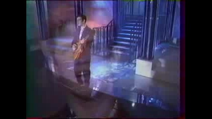 Chris Isaak 
