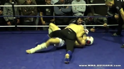 Георги Георгиев срещу Благомир Сапунджиев - финал в категория до 96 кг. 