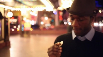 Aloe Blacc - I need a dollar - Alternate Version - Official Video