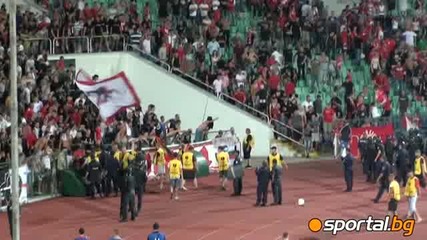 Сектор ''г'' Скочи на играчите със сблъцъци!