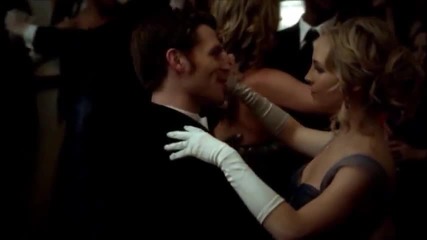 The Vampire Diaries 3x14 Damon dances with Elena