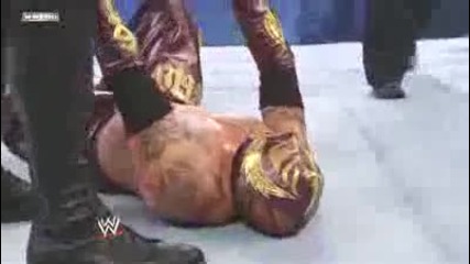 Smackdown 12/25/09 - Undertaker vs. Mysterio *2/2* 