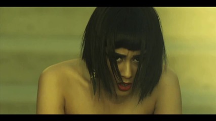 Разбиваща: Natalia Kills - Wonderland