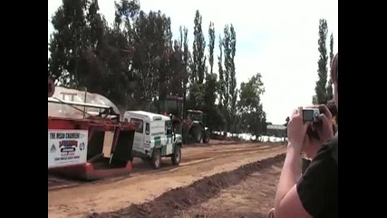 Land Rover Defender Pulling 
