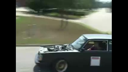 Volvo 242 Turbo Drifting
