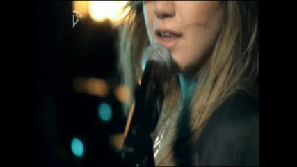 Kelly Clarkson - My Life Would Suck Without You (високо Качество)