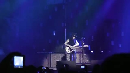 Mick Mars solo guitar