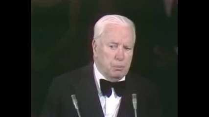 Чарли Чаплин получава Оскар за цялостно творчество - 1972