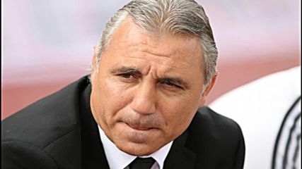 Стоичков: Не съм доволен, но се радвам, че даваме път на младите, остават ни 6 финала