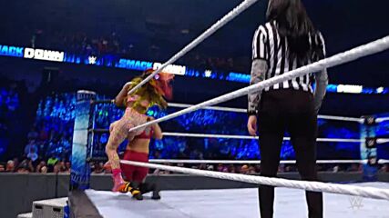 Naomi vs. Shayna Baszler: SmackDown, Oct. 29, 2021