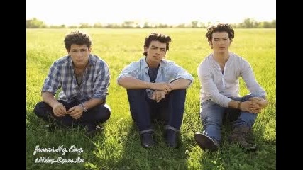 Jonas Brothers - Please Be Mine [ Текст + Превод ]