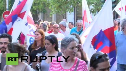 Greece: Trade unionists protest against austerity deal ahead of parliament vote