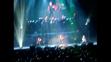 justin bieber-one time Live in Singapore 19 Apr 2011