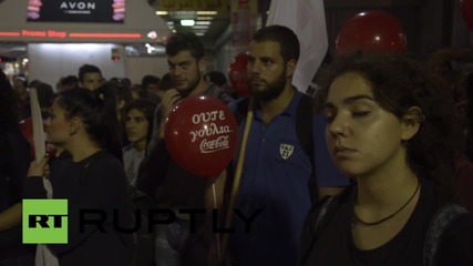 Greece: Thousands of Communist Party supporters march against austerity