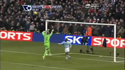 Можете ли да повярвате на това което стана - Rooney missed the opportunity (arabic commentary)