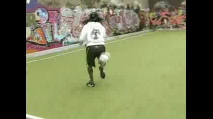 Top Tricks Royston Drenthe & Touzani Ambassadors Of Soccershowdo