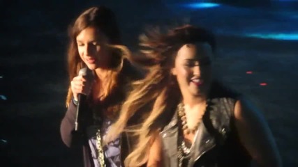 Demi Lovato - Let It Go - Brazil - The Neon Lights Tour