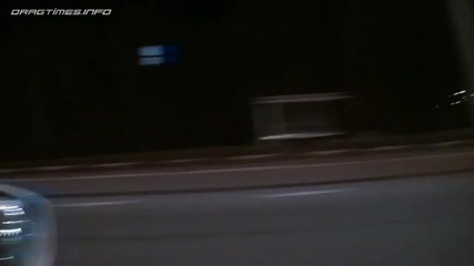 Bugatti Veyron vs Nissan Gt - R 