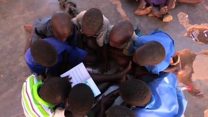 Среща на децата от предучилищна Matau в Зимбабве