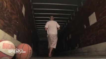 Гледам И Не Вярвям На Очите Си.. 