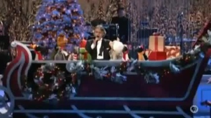 Коледа : Andrea Bocelli with The Muppets - Jingle Bells 