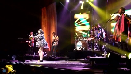 08.05.2012 Kimbra - Warrior at the Aec