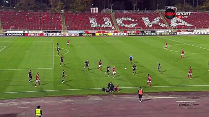Какво изпълнение! Матей матира Наумов с великолепен изстрел