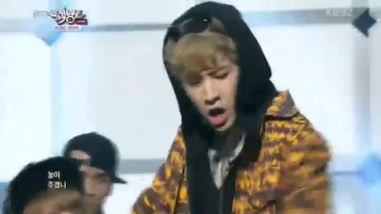 [hd 130607] Henry - Intro + Trap (with Kyuhyun & Taemin) [music Bank Solo Debut Stage]