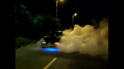 Opel Tigra Burnout