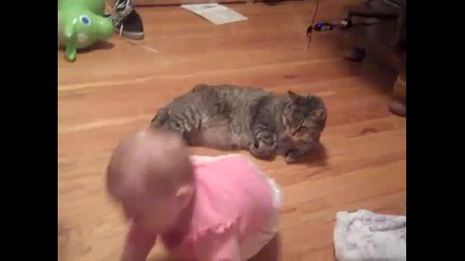 Коте и бебе - Големи сладури ^.^