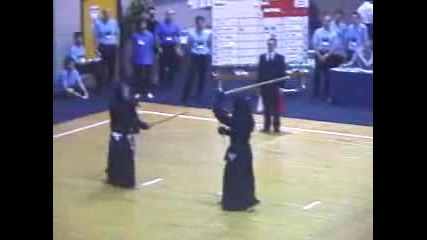 Kendo : 2 Me4a Vs 1