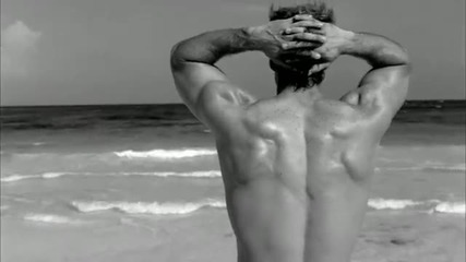 Jennifer Lopez - I'm Into You ft. Lil Wayne