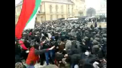 Полицейско Насилие На Протеста В София