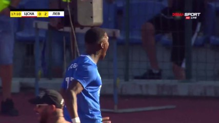 ЦСКА е в нокдаун, Левски с втори гол