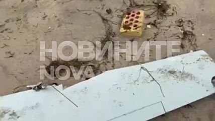 Морето изхвърли крило на боен дрон на плаж край Бургас