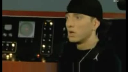 Eminem говори за си видео We Made You
