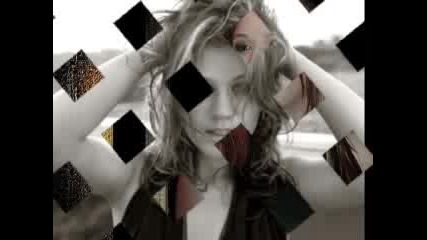 Kelly Clarkson