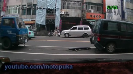 Да караш скутер в Азия - компилация пребивания