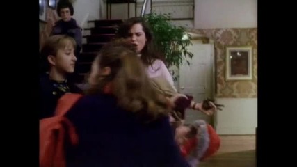 Сам Вкъщи (1990) - Трейлър