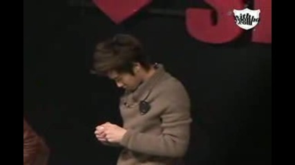 081226 Yunho At 5th Anniversary Party Dbsk Make Cakes
