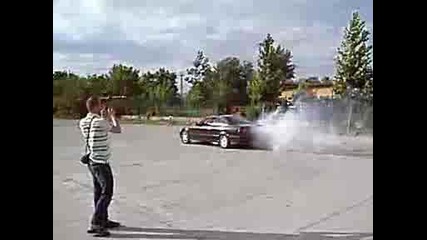 Bmw e36 320 burnout