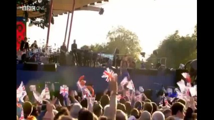 Jessie J Domino Live At ( Diamond Jubilee Concert) 2012