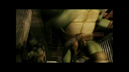 Teenage Mutant Ninja Turtles - Надушвате ли,май тук има маймунска клетка