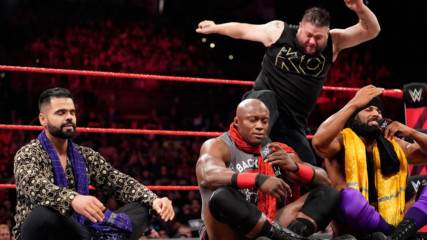 Kevin Owens returns to lay out Bobby Lashley: Raw, Sept. 3, 2018