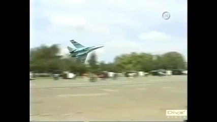 Ужасно падане на самолет !!!